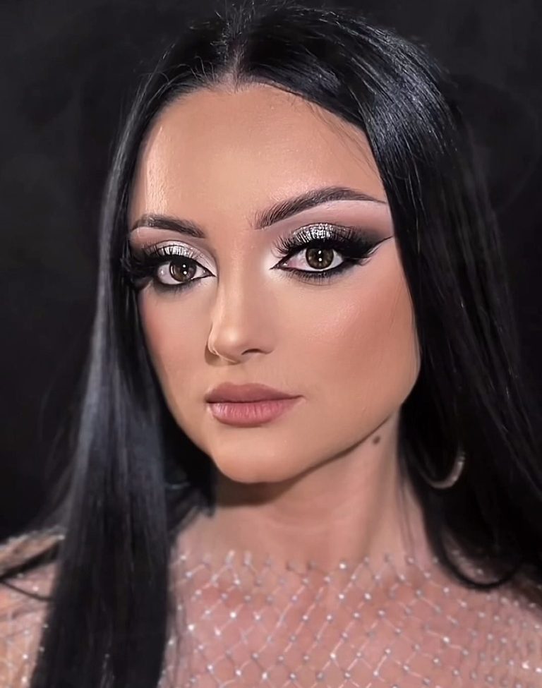 Facetune_29-06-2025-15-05-16